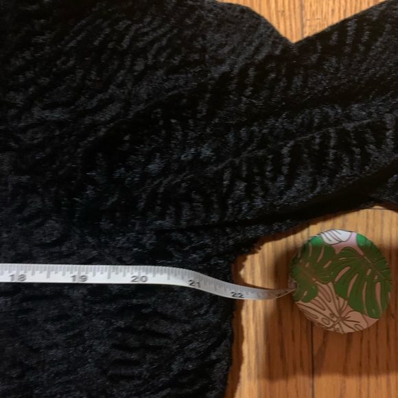 Coat - Picture 8 of 11